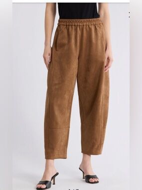 NWT Max Studio London Barrel trouser size XS